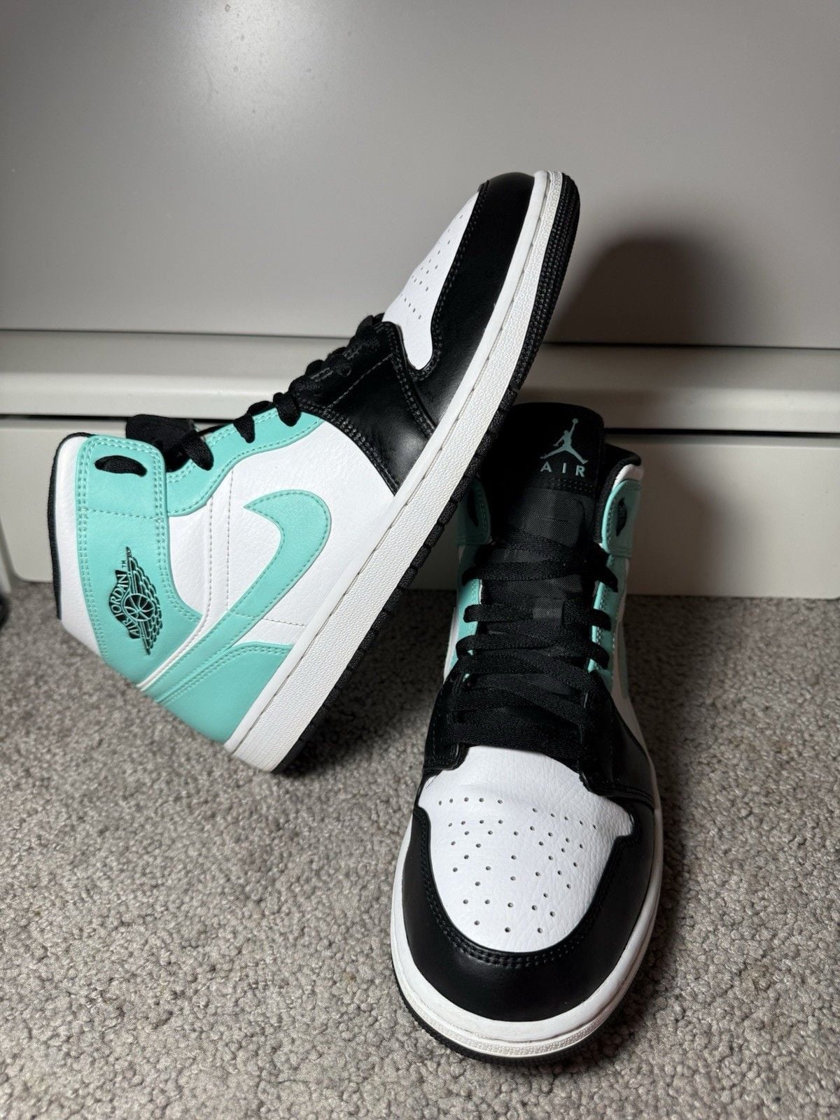 Jordan Air Jordan 1 Mid Tropical Twist White/Black 554724-132 Leather 2