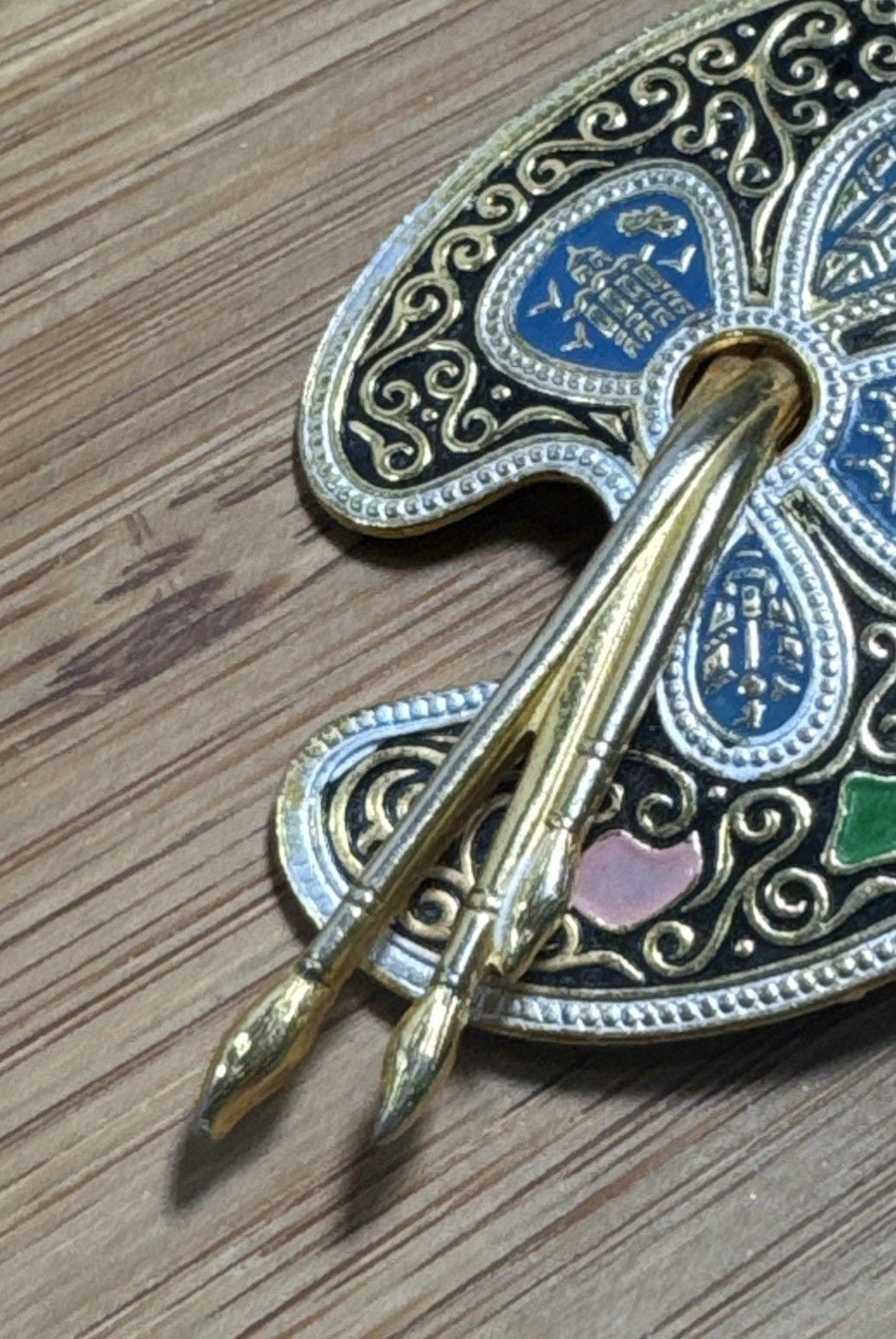 Vintage Gold Paint Palette w/Brushes Brooch Pin Damascene Spain 7