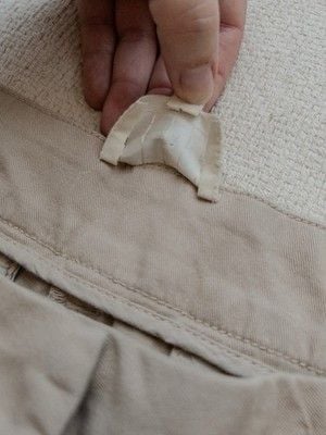 Sézane Paris France Pleated Cuffed ROME Chino Shorts in Beige - Size FR 40 US 8 10