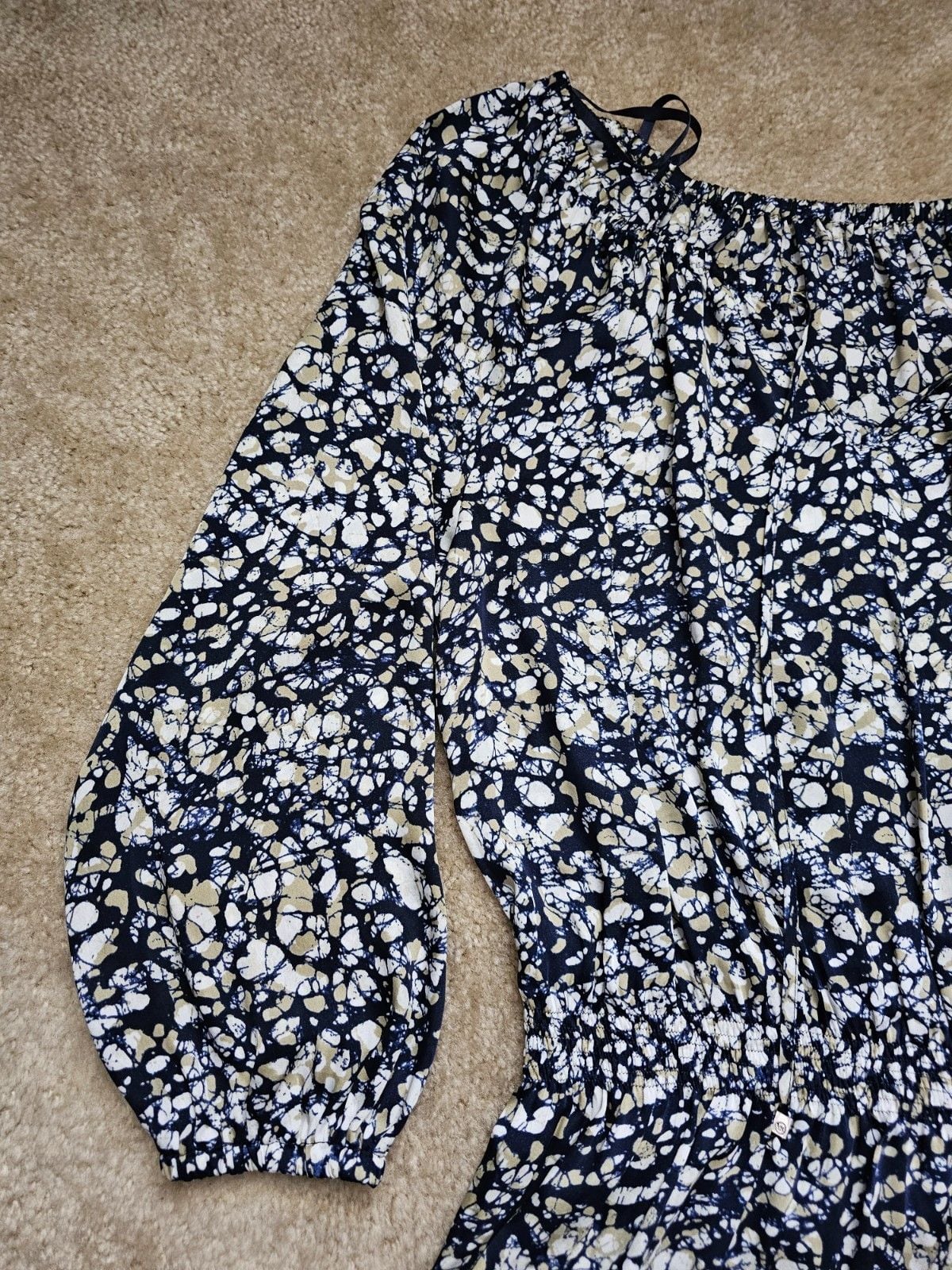 Michael Kors Women's Abstract Print Peplum Blouse Long Sleeve Navy Tan White 3