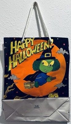 RARE VTG NOS Happy Halloween Witch Flying Over The Moon Gift Bag Made In Taiwan 5