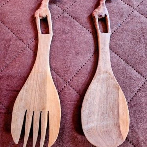 Hand Carved Salad Servers Teak Giraffe Decor