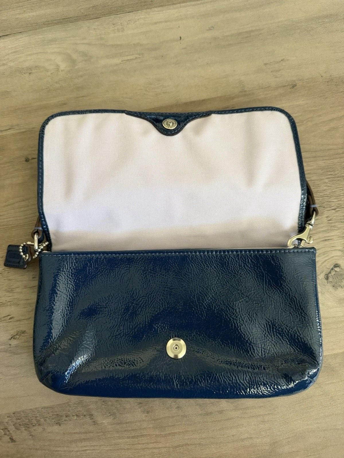 Coach Ashley F49415 Navy Patent Leather Large Flap Wristlet Pleated Gold Logo 6