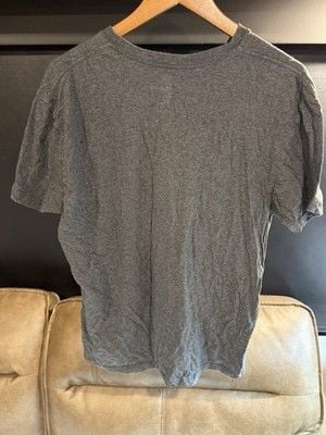 Polo Ralph Lauren Men's Gray V-Neck Classic Fit Cotton Knit Logo Tee Size L 5