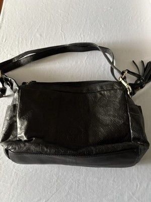 Great American leather works Black Embossed Floral Leather Shoulder bag Tassel 5
