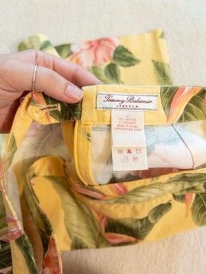 Tommy Bahama Stretch Skirt Size 10 Yellow Tropical Hibiscus Floral Palm Leaf 19" 5