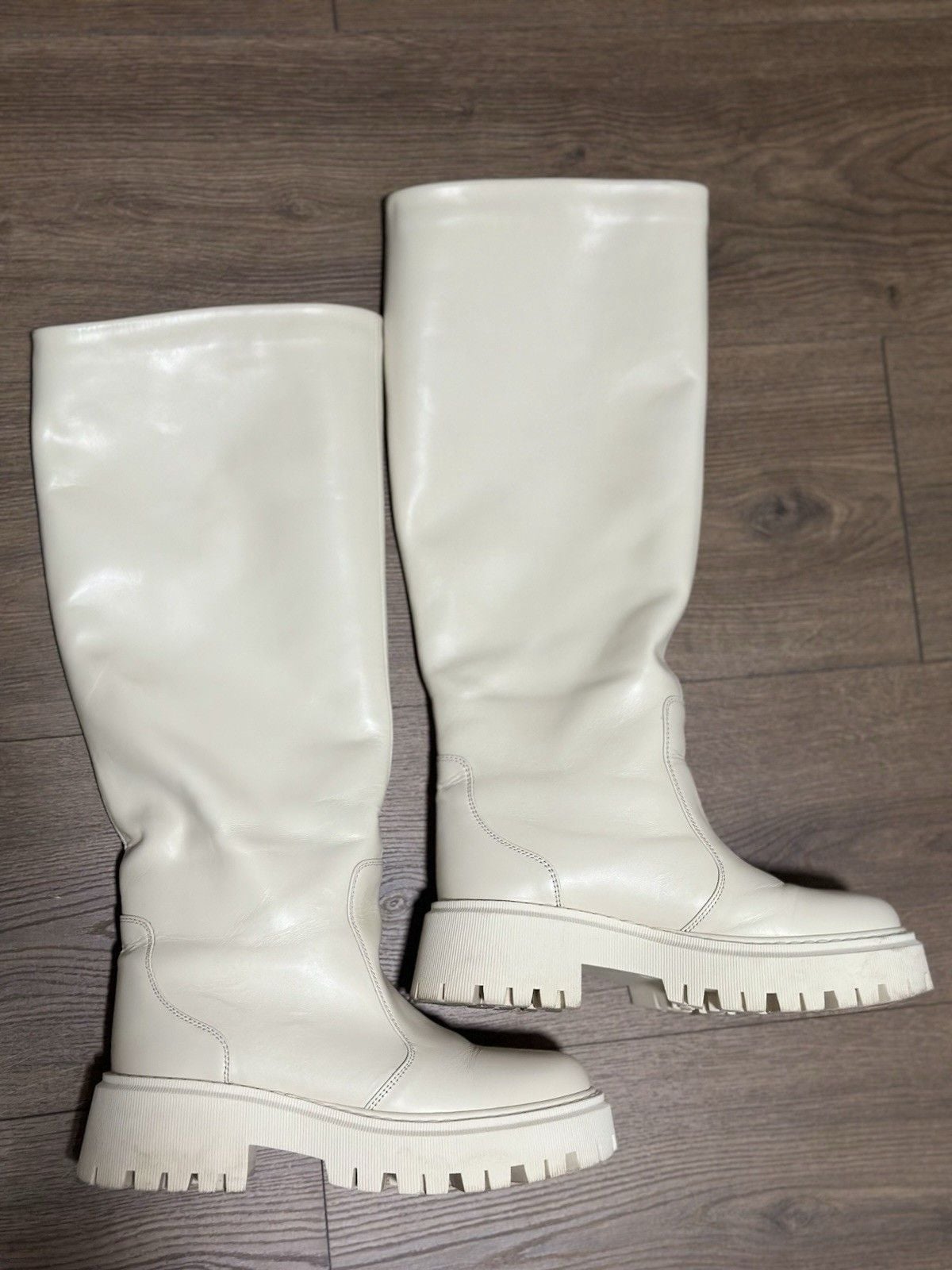 Women's Knee High Boots Size 7 White 4