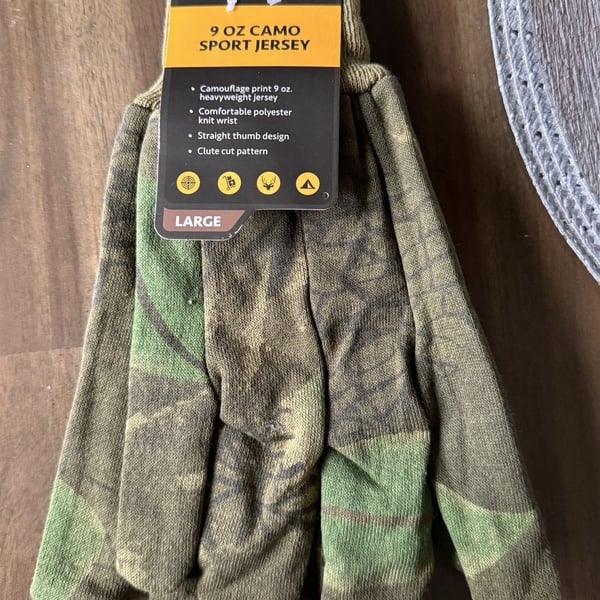 Kinco Camouflage Polyester Full Finger Hunting Gloves Large Knit Wrist