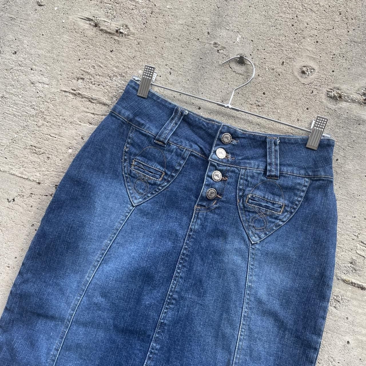Product thumbnail 3
