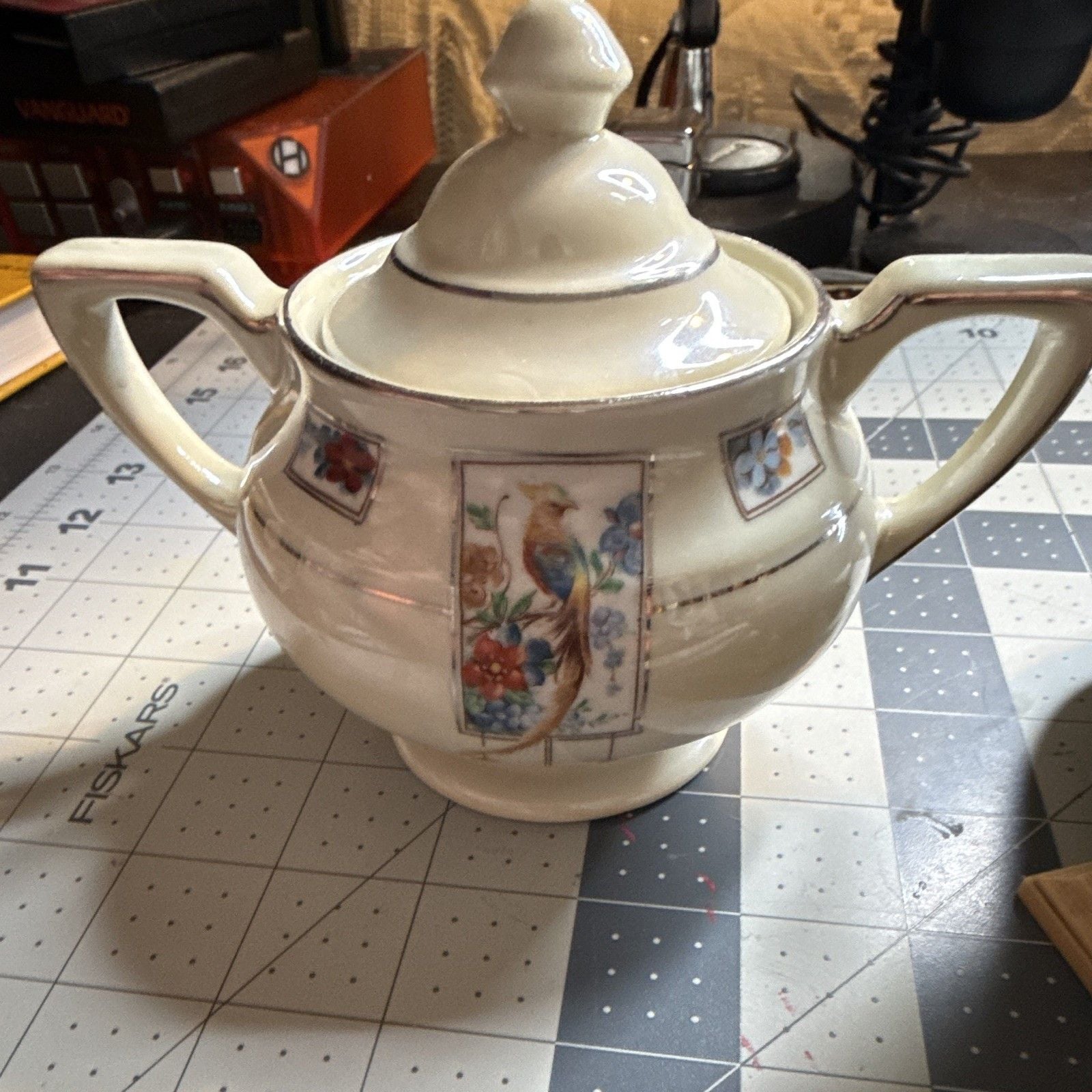 Robeson Rochester Electric Ceramic Coffee Pot Bird Pattern Metal Base w/ Lid 14