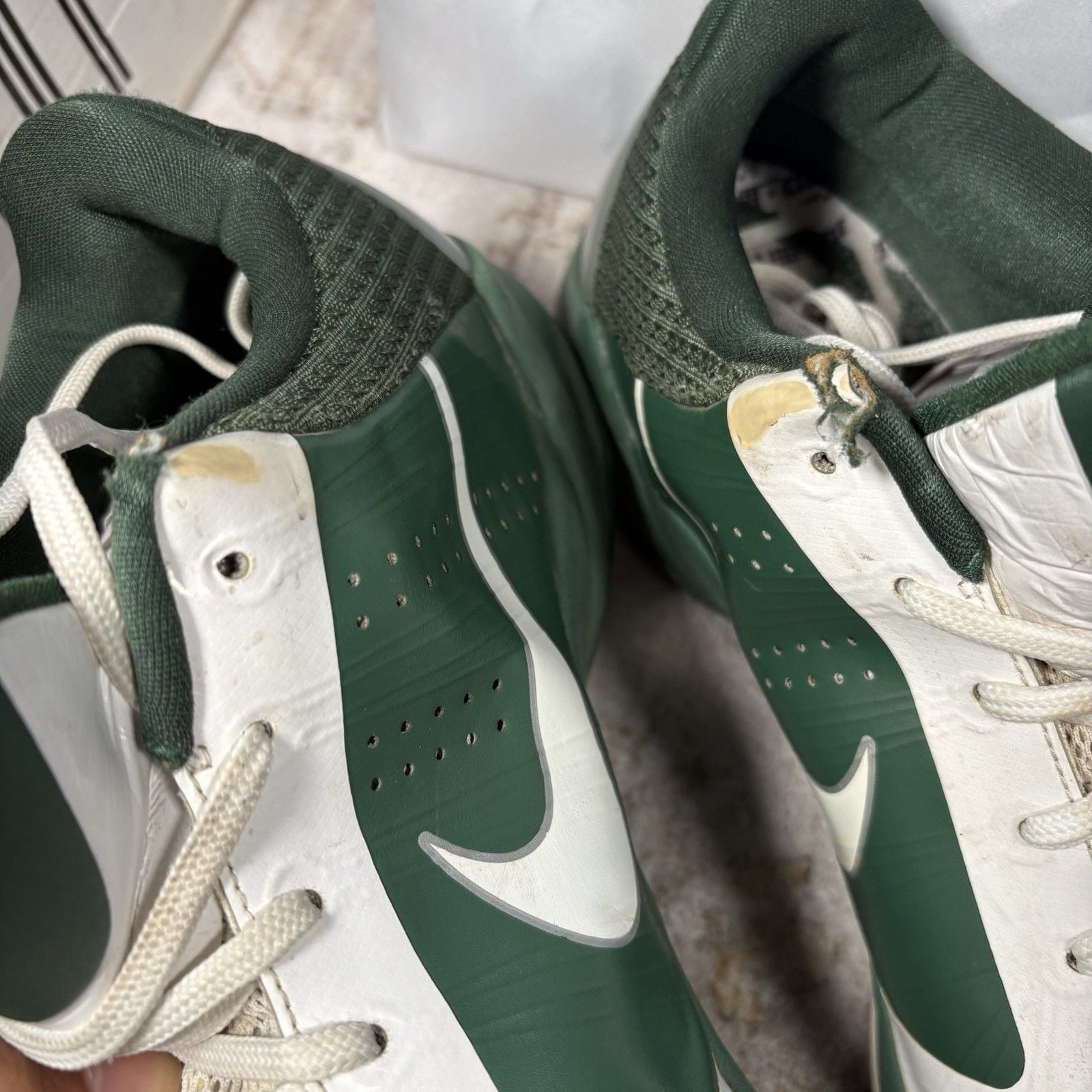 Size 18 - 2010 NIKE ZOOM KOBE V 5 Michigan State GREEN (Sample 999999999 Tag) 8