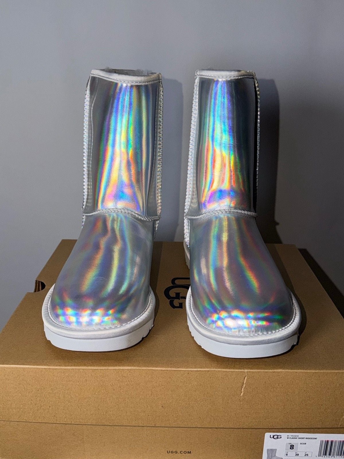 UGG Classic Short Iridescent Women's Winter Boots Size 8 3