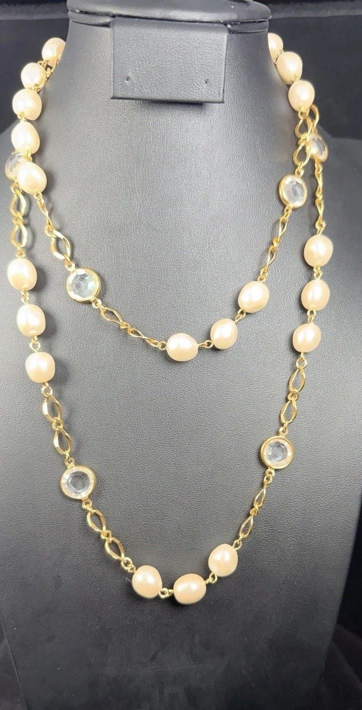 Vintage Faux Pearl Station Chain Necklace Bezel Set Crystal Drop Accents Gold 4