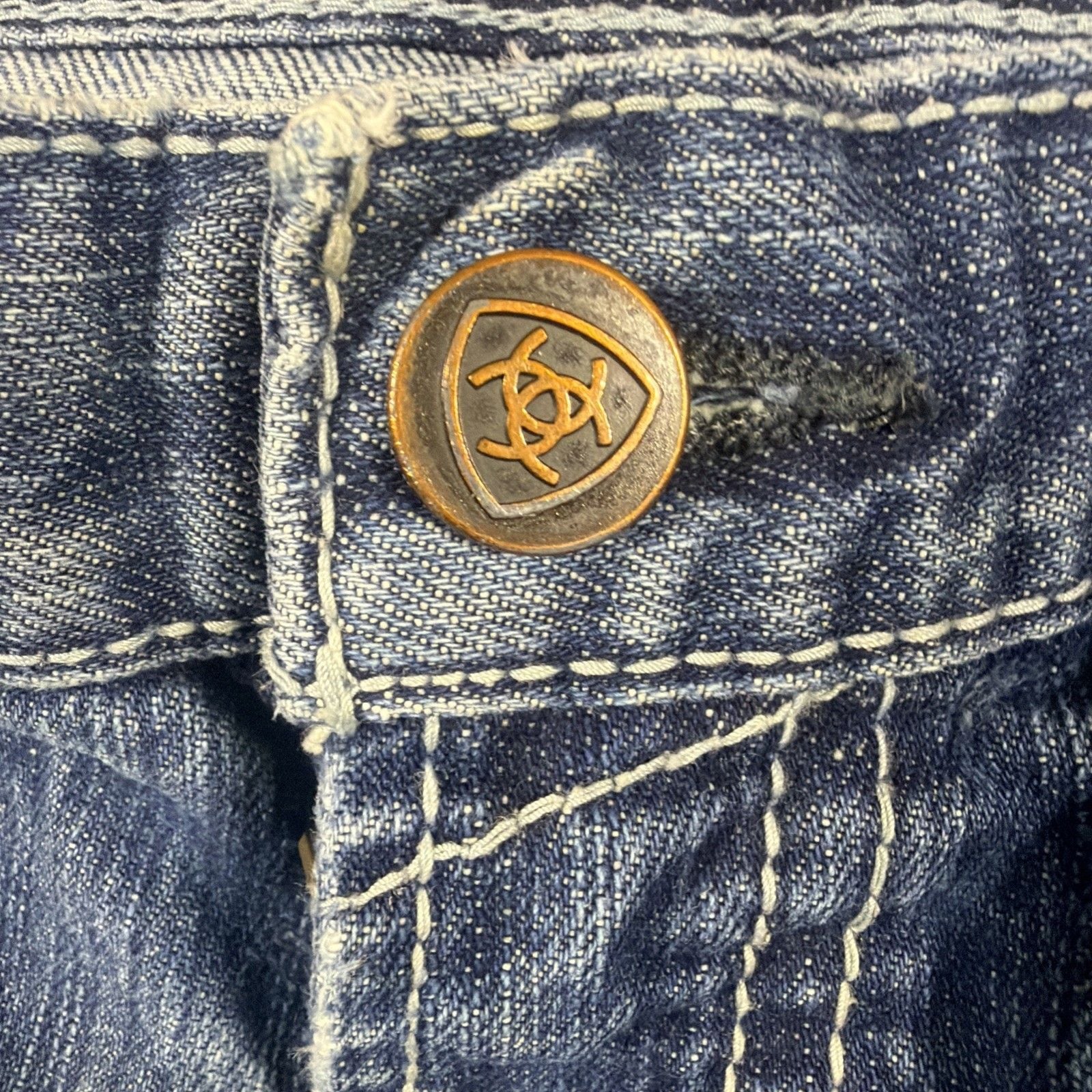 Ariat FR M4 relaxed boot jeans 33x34 14