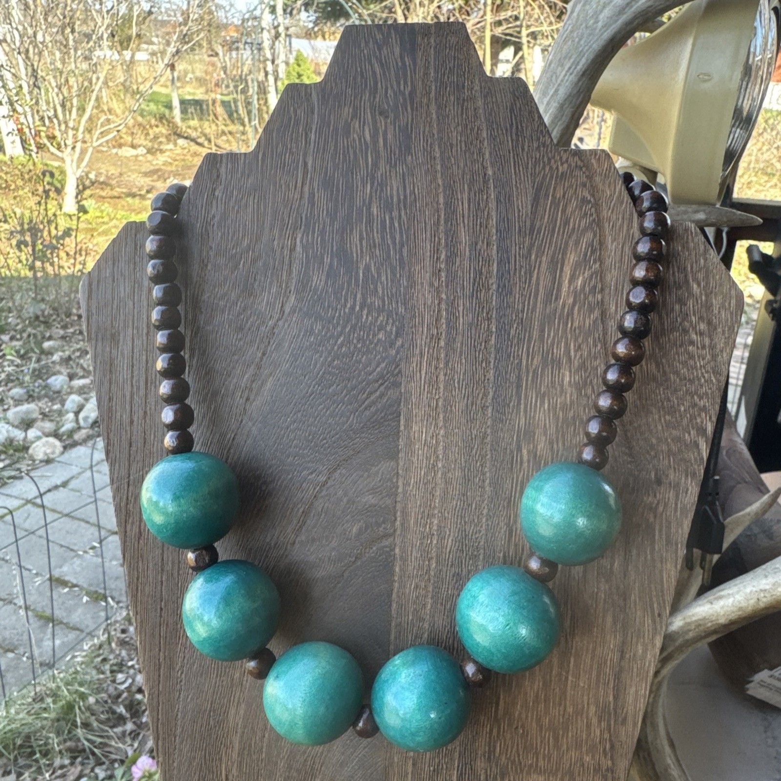 Miami Blue/Green Wood Necklace Boho Chic Casual Natural Hippie 1