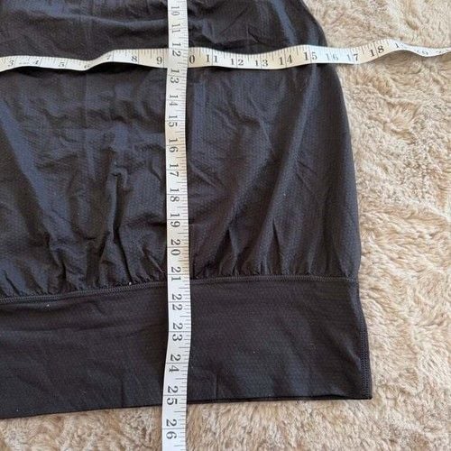 Lululemon Black Racerback Athletic Tank Top built in Bra Gym Outdoor Gorpcore Size S 7