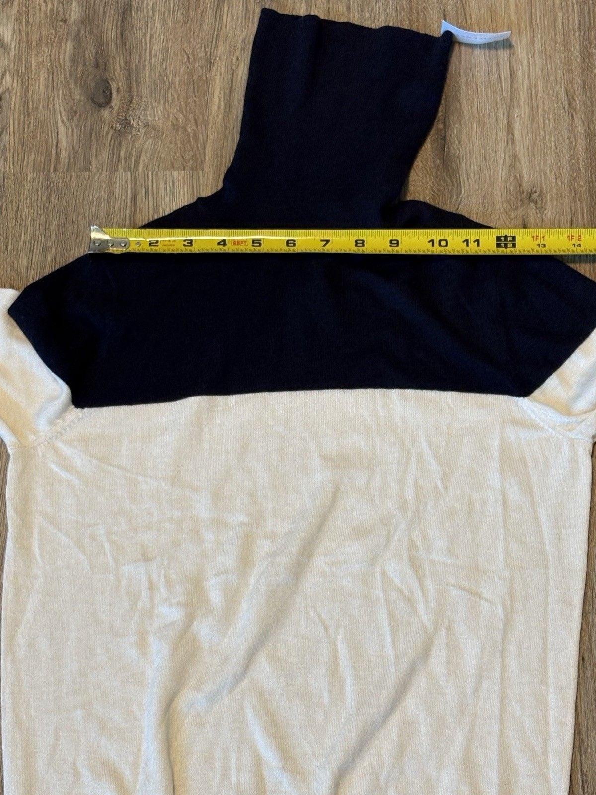 Ann Taylor Factory Women's Black White Color block Turtleneck Pullover Small 7