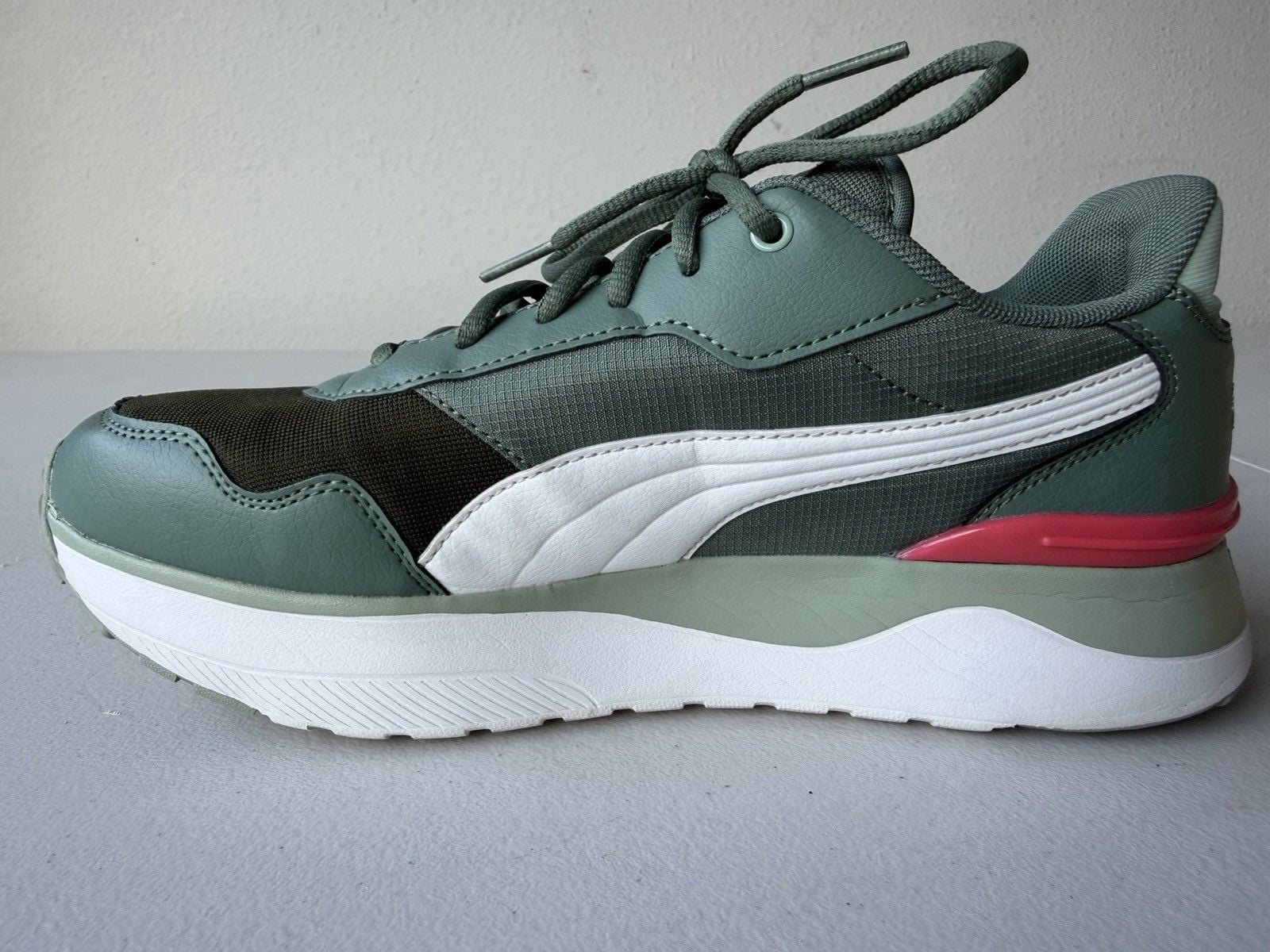 PUMA Women’s SoftFoam+ Low Top Lace-Up Sneakers Green White Pink 7