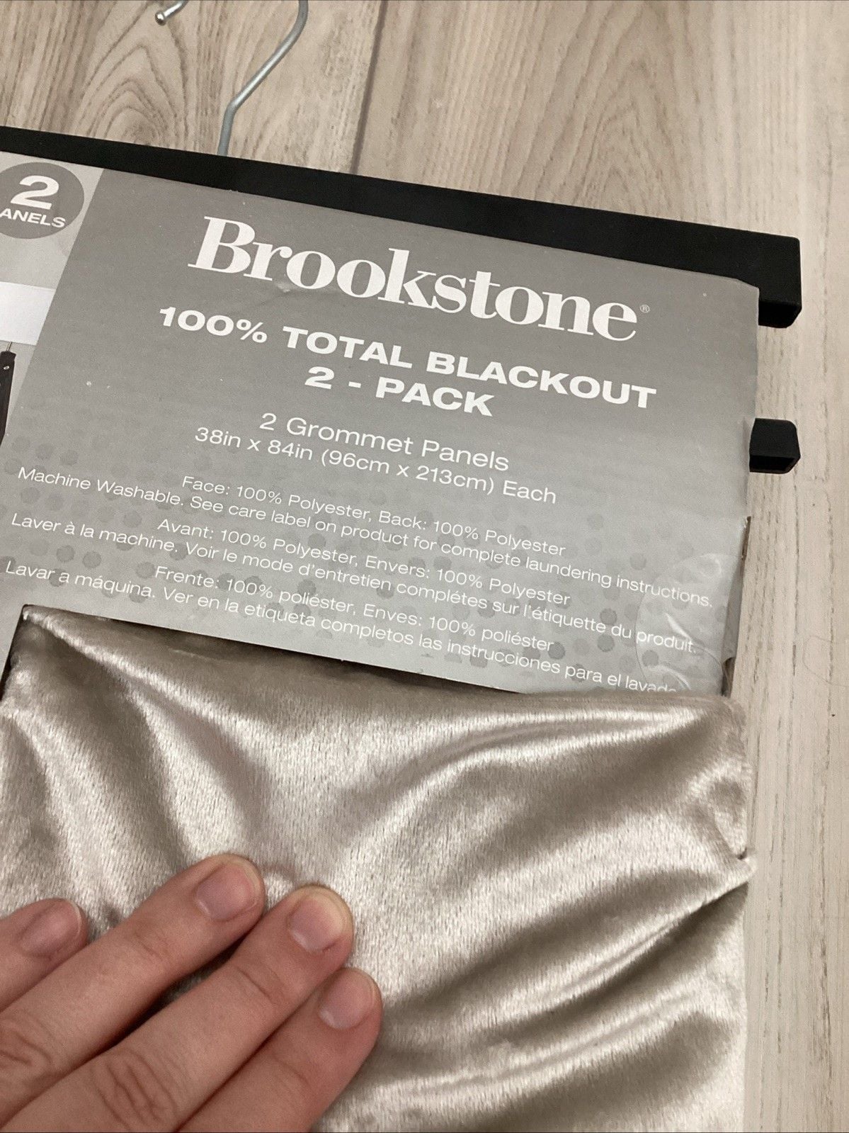 Brookstone 100% Total Blackout 2-Pack Grommet Panels Velvet “Oyster” 38”x84” NWT 6