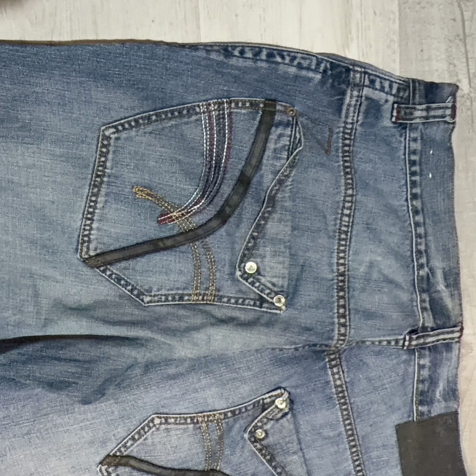 Rocawear Men's Regular Fit Jeans Blue Denim Hip Hop Cotton Pockets Size Regular 8