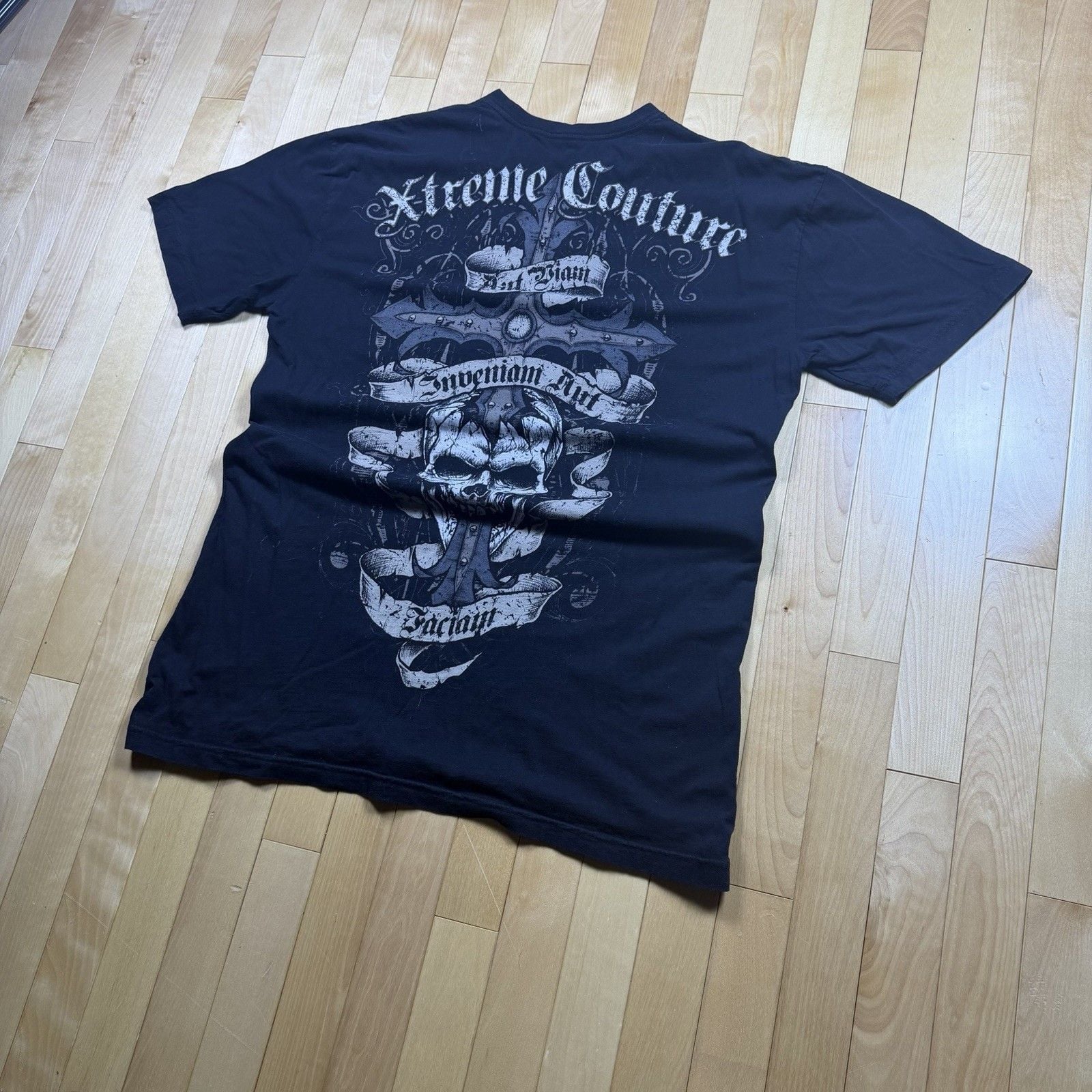 Xtreme Couture Affliction Shirt Mens 2XL Black Skull Cross Gothic MMA Y2K Tee 4
