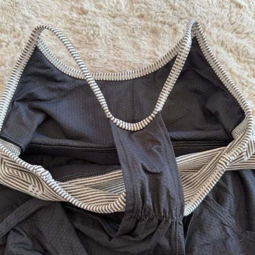 Lululemon Black Racerback Athletic Tank Top built in Bra Gym Outdoor Gorpcore Size S 9