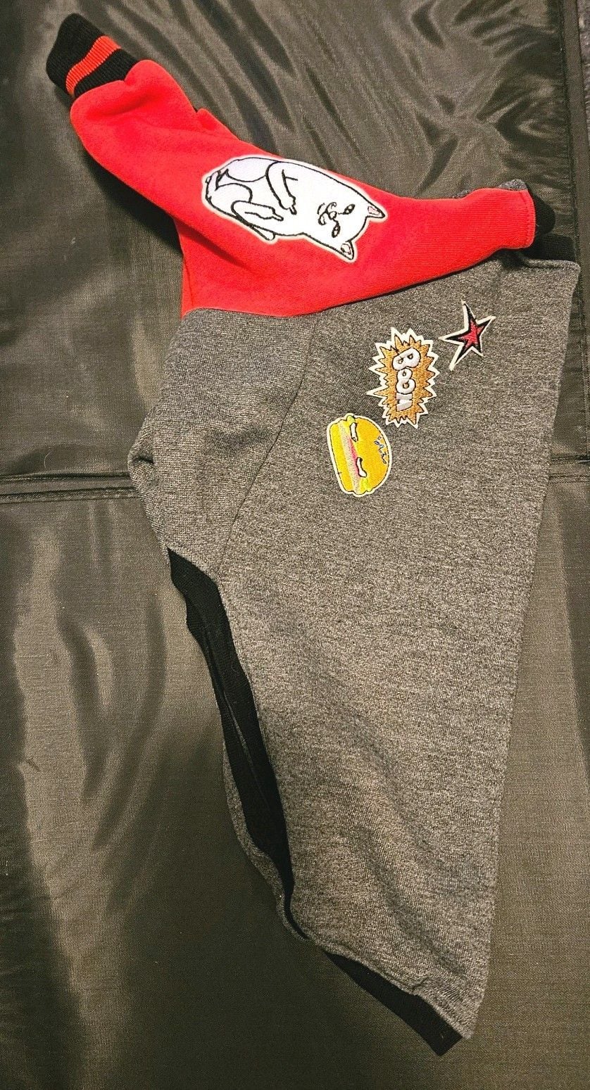 Hound Tees Dog Sweatshirt Hoodie Gray Red With Personalized Patches Medium 3
