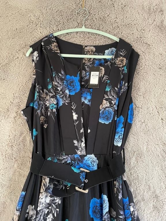 NWT City Chic Women's Floral Bouquet Dress Belt Size XL 11