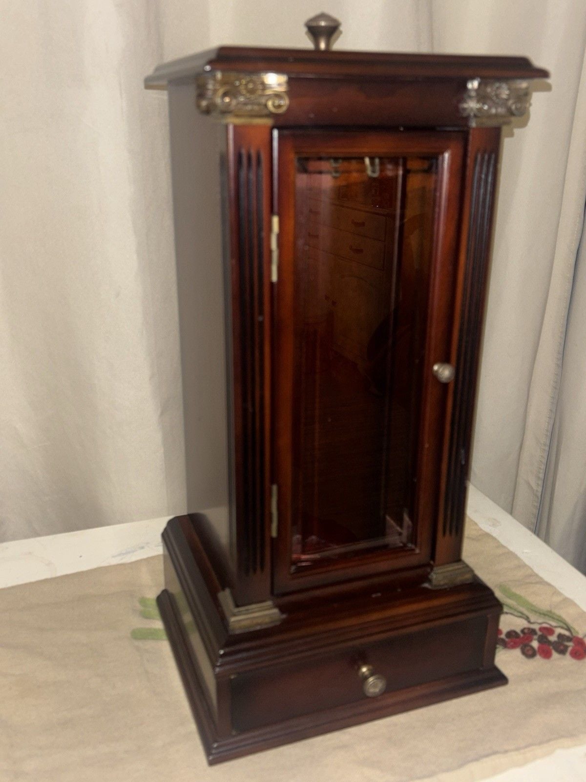 Vintage Bombay Company Rotating Jewelry Box Chest Case Organizer Necklace 18" 8