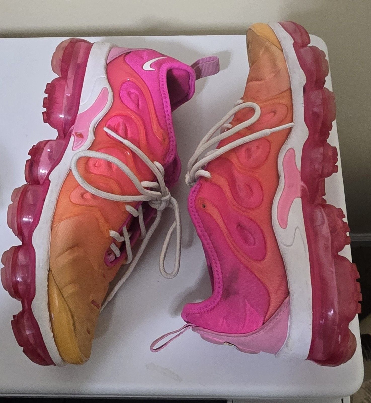 WMNS NIKE AIR VAPORMAX PLUS LASER FUCHSIA-WHITE SZ 8 [CI9900-600] 8