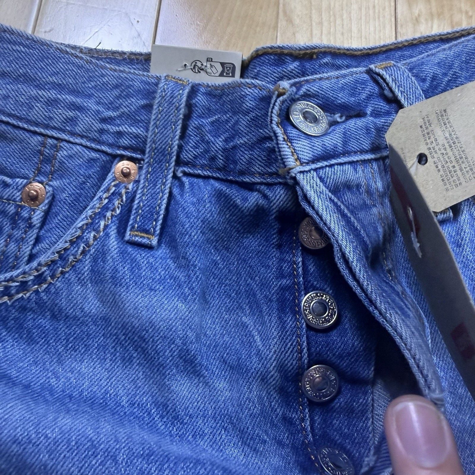 Levi's 501 High Rise Cutoff Denim Shorts W27 Distressed Raw Hem NWT Y2K 6