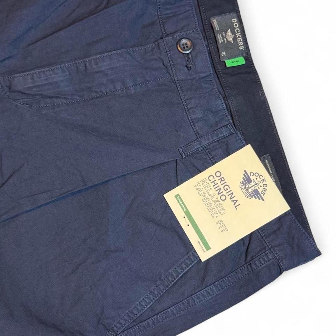 Dockers Navy blue Original Chino pants with a relaxed tapered fit size W38 L30 brand new with tags 4
