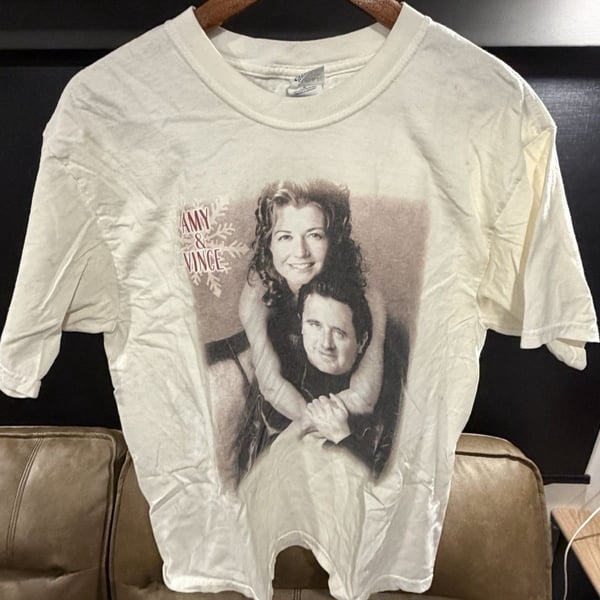 VTG Amy Grant Vince Gill Christmas Tour T Shirt White Country Music Tour Promo