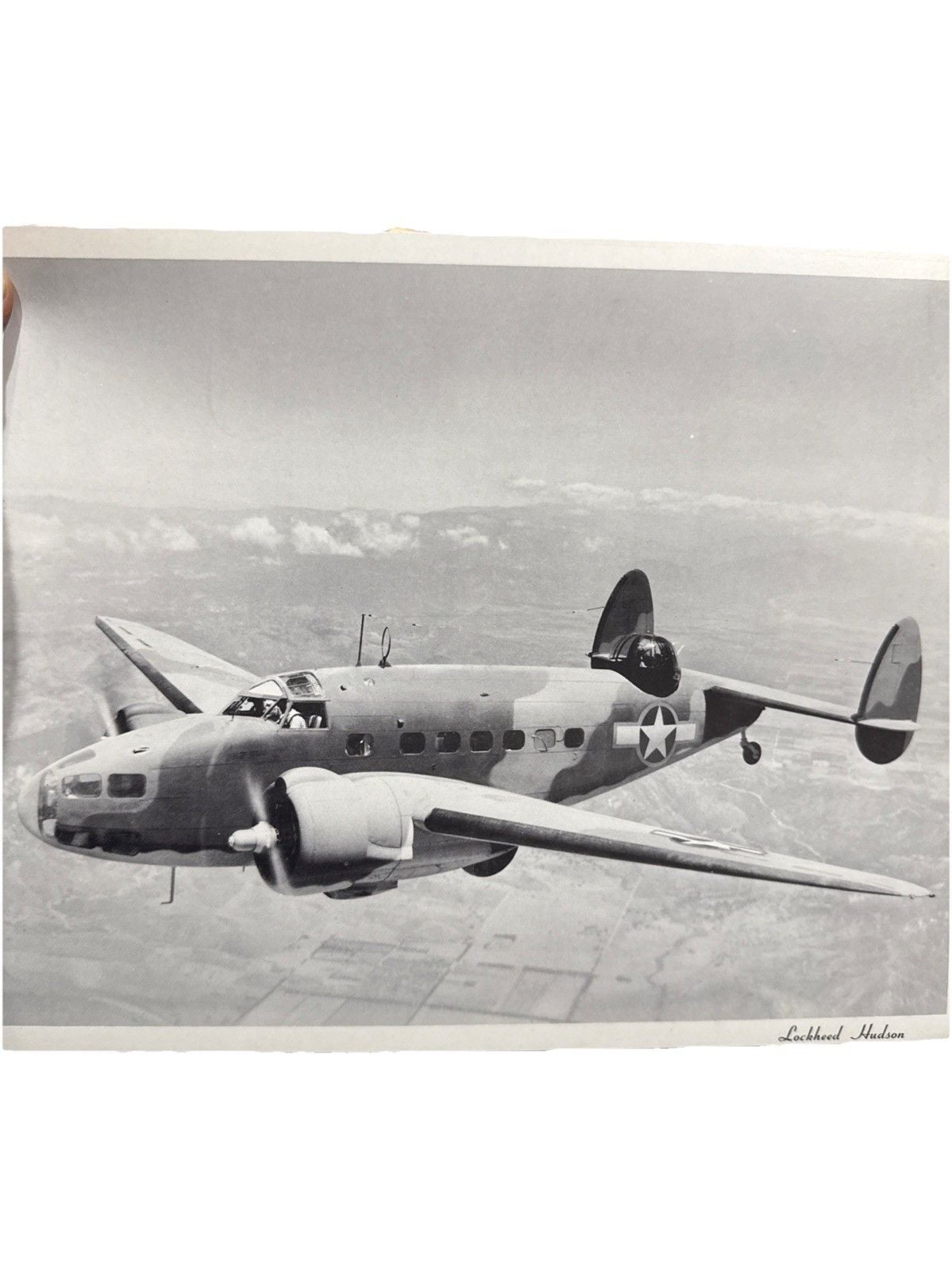 Set of 6 Vintage Lockheed Leadership Aircraft Corp Photographs Portfolio Folder 17