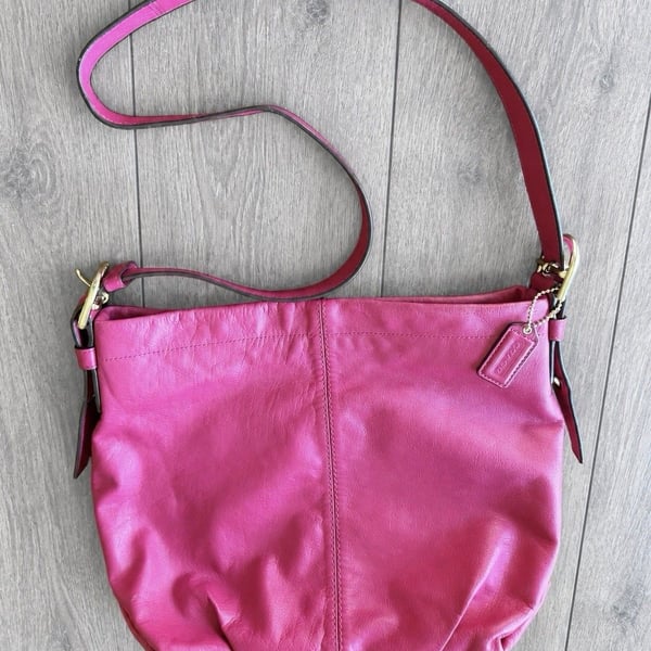 Coach F15064 Pink Leather Duffle Hobo Shoulder Crossbody Bag Y2K Style