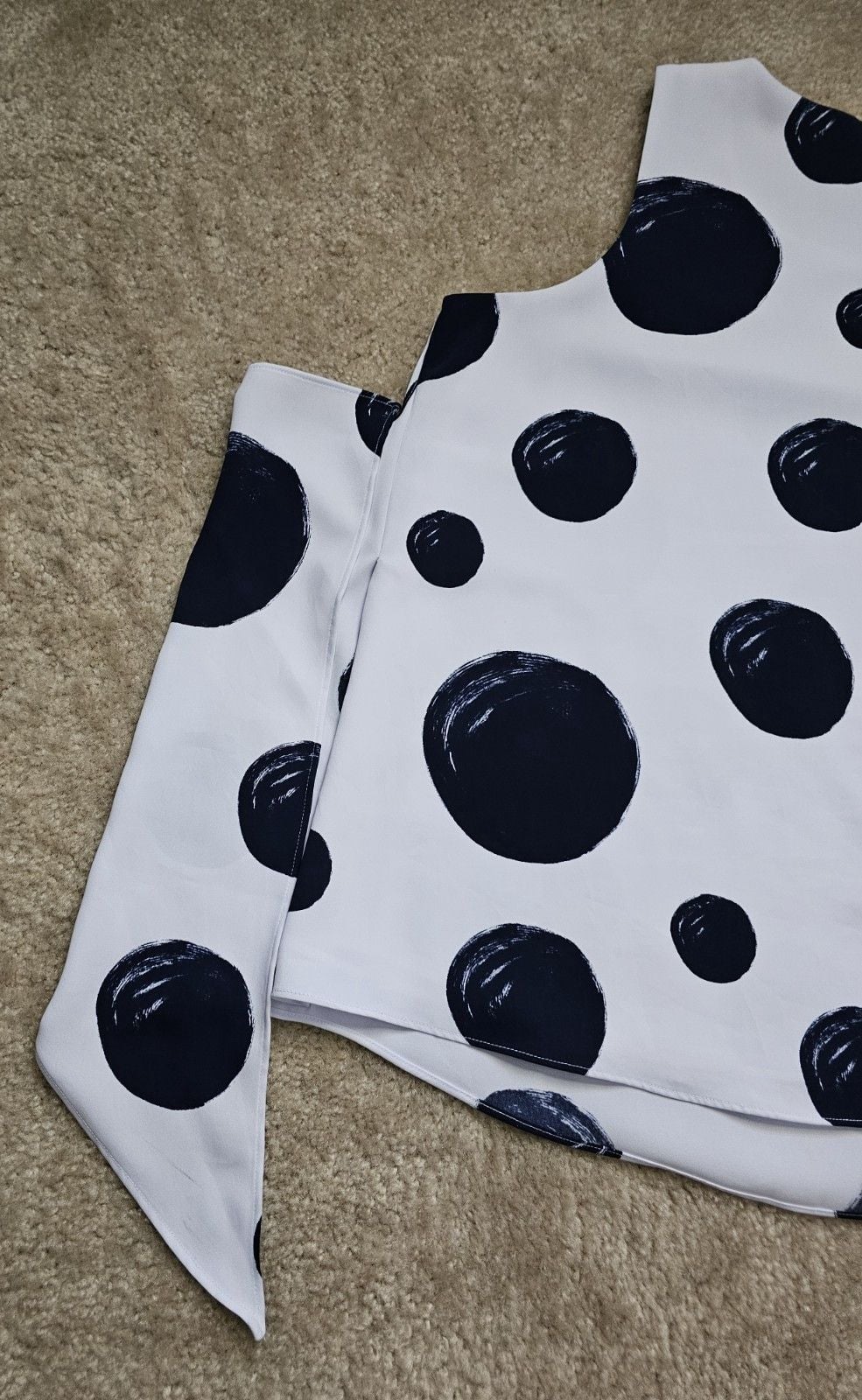 Alfani Women's Size 14 White Black Polka Dot Sleeveless Blouse Asymmetrical Sash 8