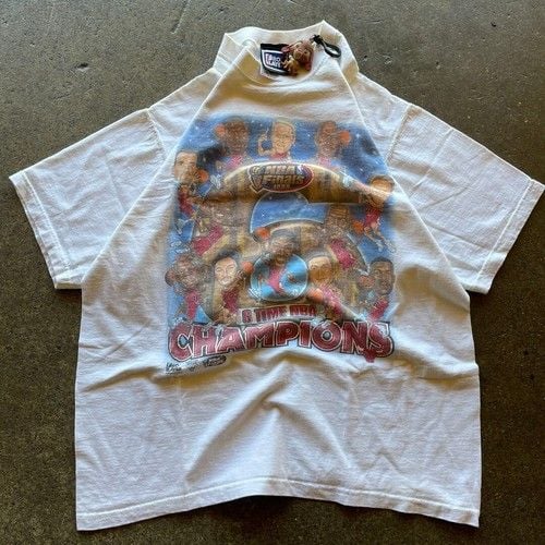 Vintage Chicago Bulls 6-Time NBA Champions T-Shirt 2