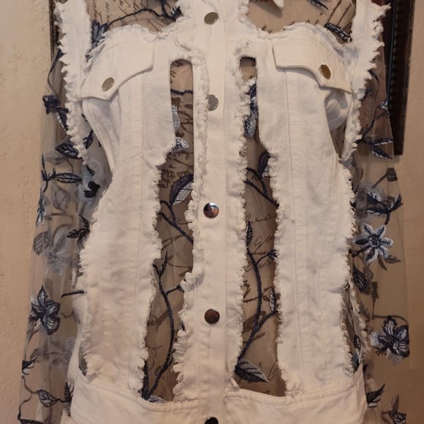 Gorgeous ADORE Pristine White Denim Jacket w Blue Floral Embroidered Sheer Sz L