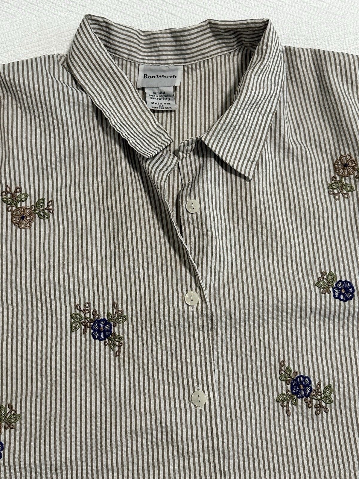 Bon Worth Women’s Xl Gray Button-Up Blouse 9