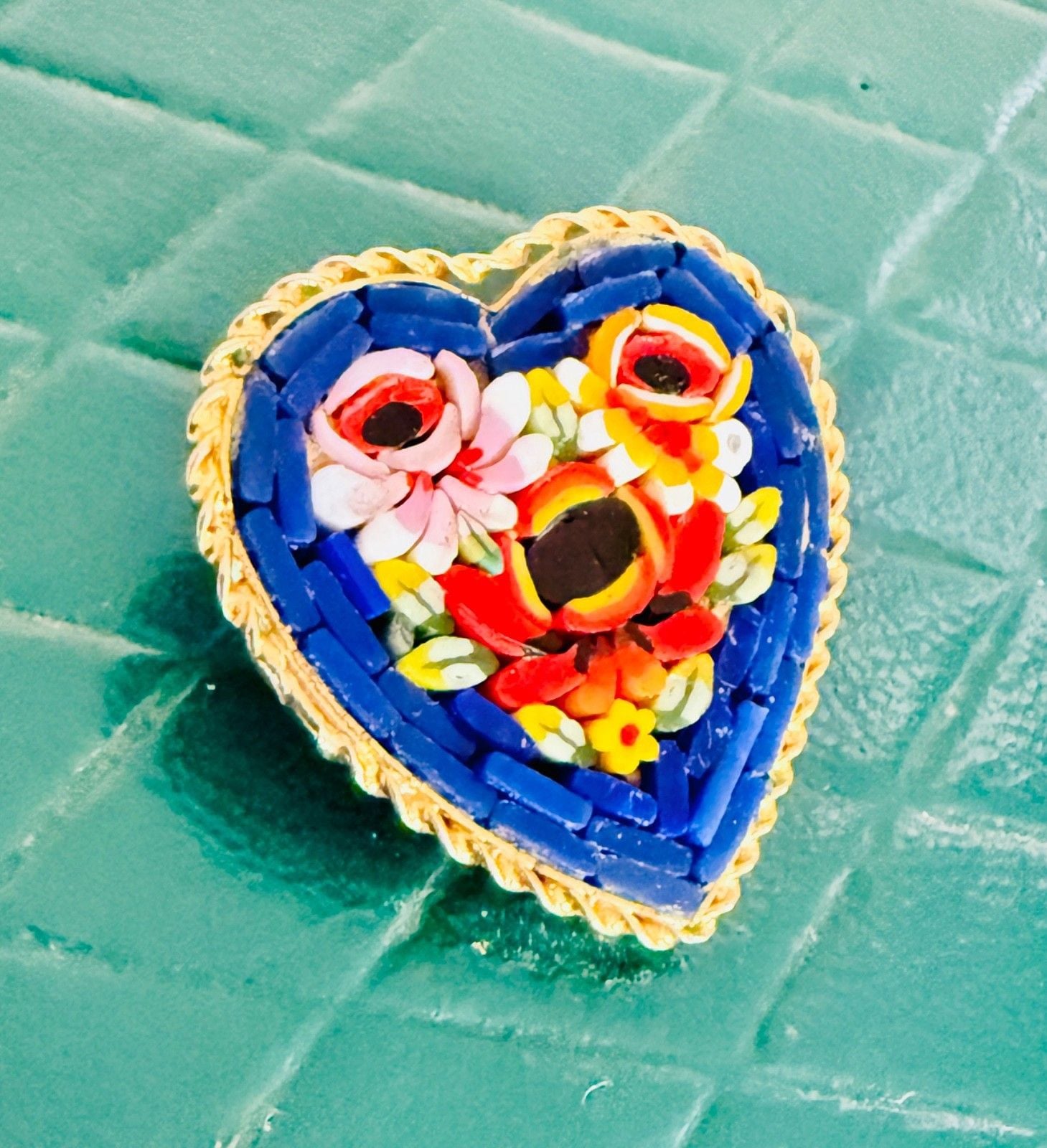 Vintage Italian Micro Mosaic Heart Brooch Floral Gold Tone Pin Made in Italy 8