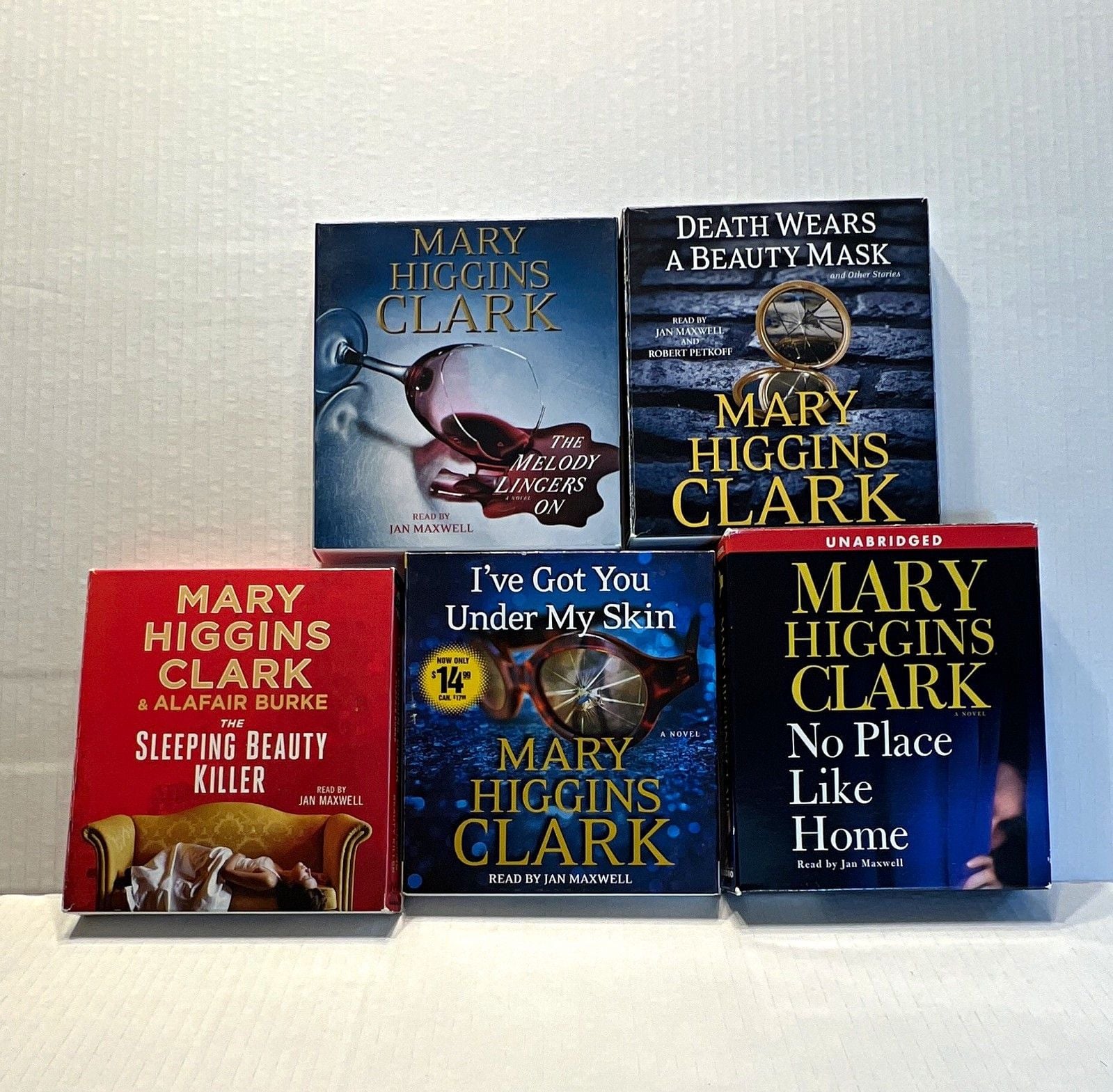 Mary Higgins Clark Unabridged Audiobook Audio CD Lot 5: Sleeping Beauty Killer 1