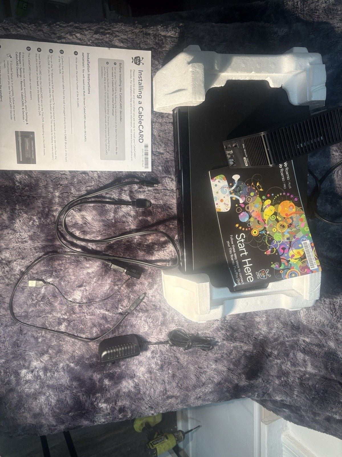 TiVo Roamio Plus Cable DVR Multimedia Hub 6 Tuners TCD848000 Boxed 6