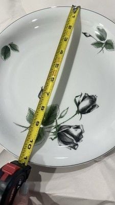 VTG set of Rosenthal Continental dinnerware in the "Midnight Rose" patter 4