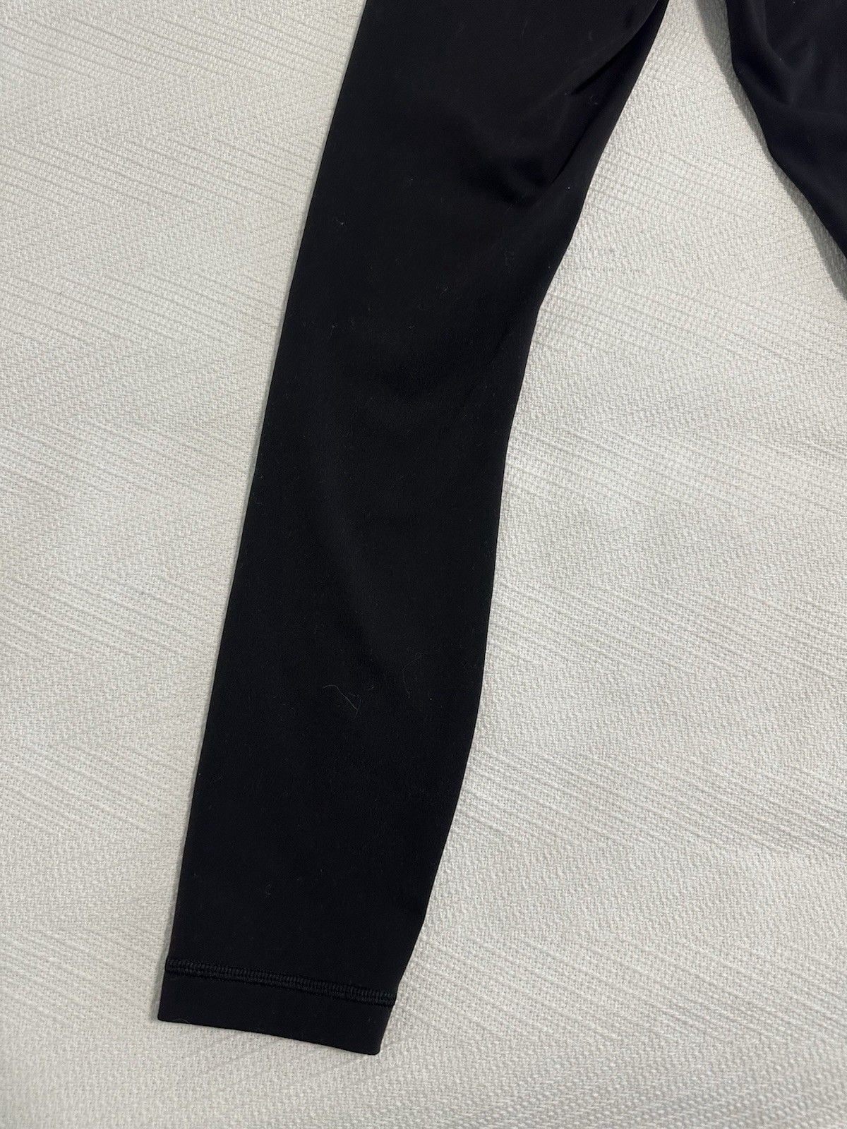 Lululemon Size 4 Womens Workout Pants Yoga Leggings Athletic Black 9