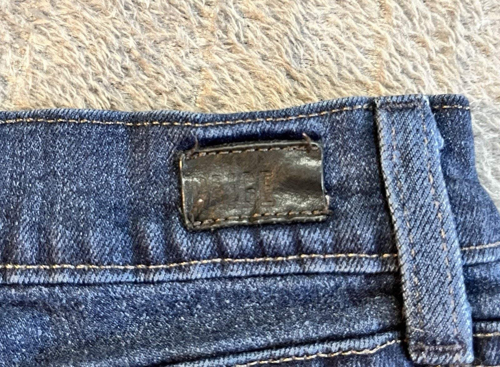 Women’s PAIGE Verdugo Ultra Skinny Jeans Dark Blue Denim Size 25 Rocker Slim 10