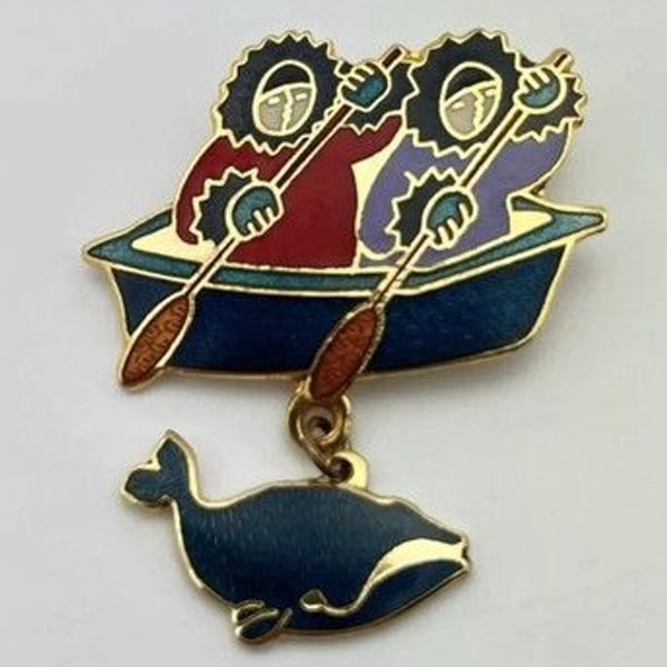 Vintage Artique Barbara Lavallee Cloisonne Enamel Alaskan Inuit In Kayak Brooch