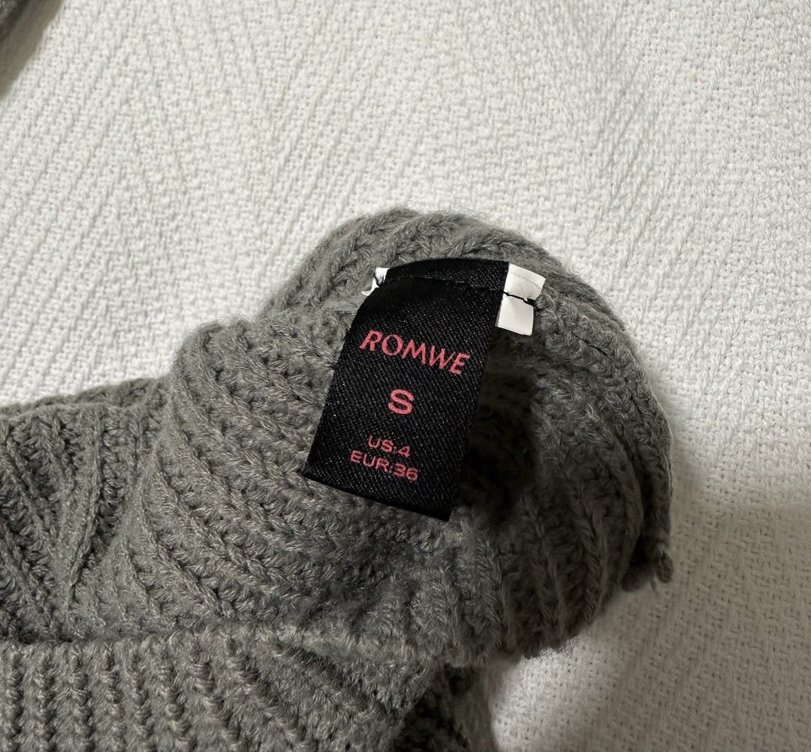 Bow Knot Knitted Cardigan Sweater SMALL Gray Jumpers Short V Neck Long Sleeves 15