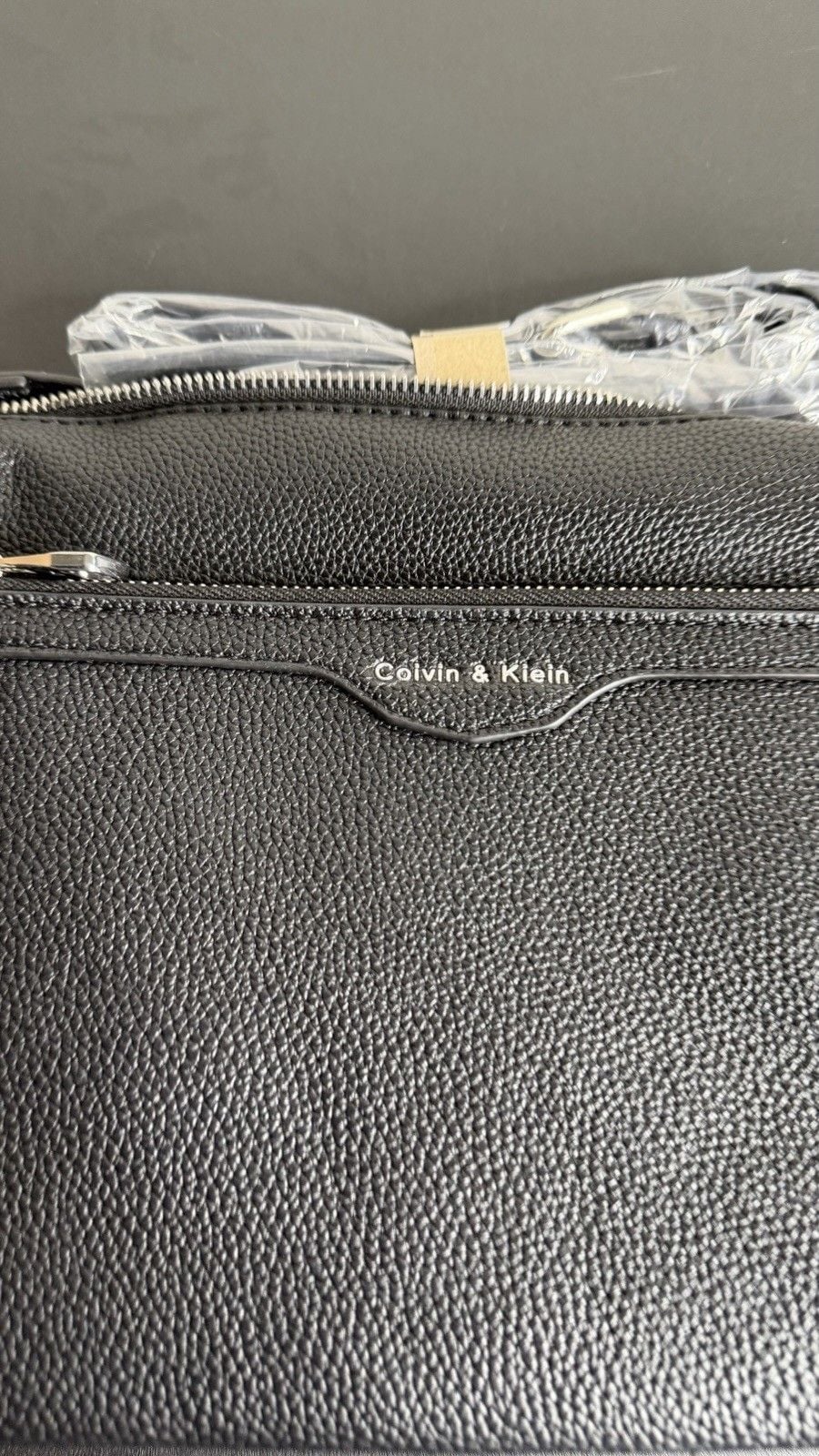 Calvin & Klein Black Pebbled Faux Leather Zip Crossbody Bag Detachable Strap 5