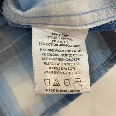 Levi’s Men's Classics Short Sleeve Button-Down Plaid Shirt Size L 9