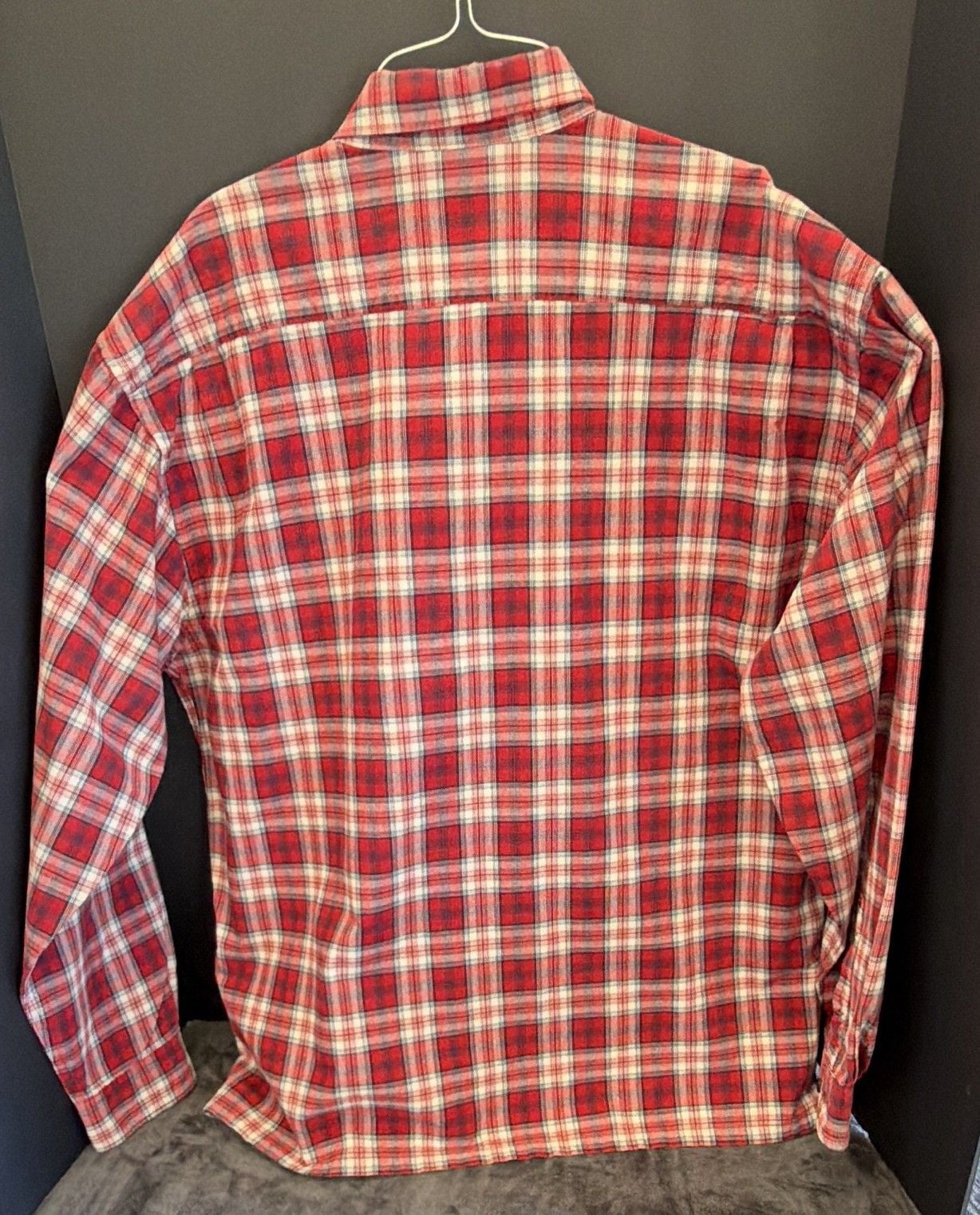 L.O.G.G. Men's XL Plaid Flannel Button-Up Shirt Long Sleeve Red White Black 4